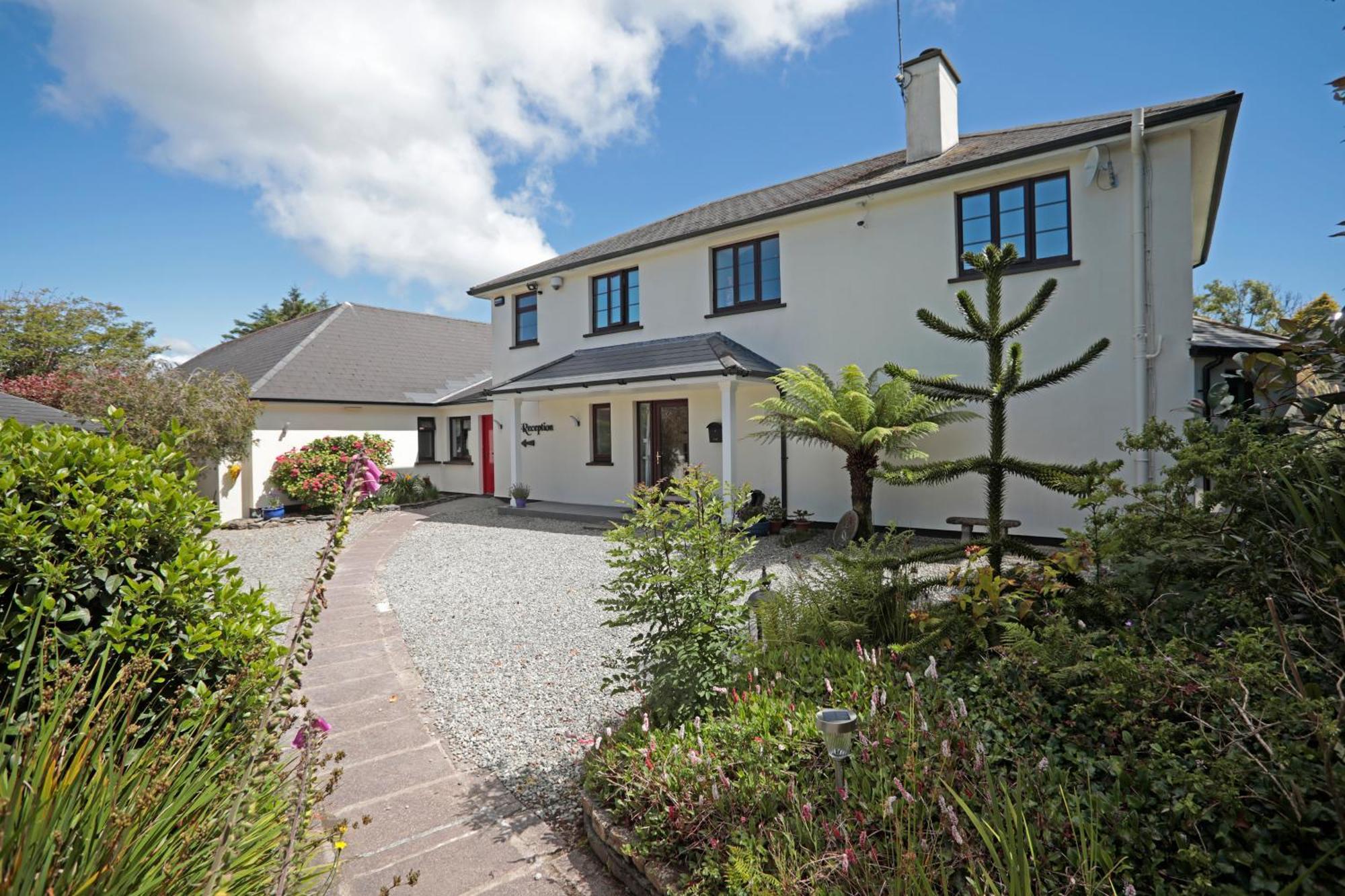 Corthna Lodge Schull Exteriör bild